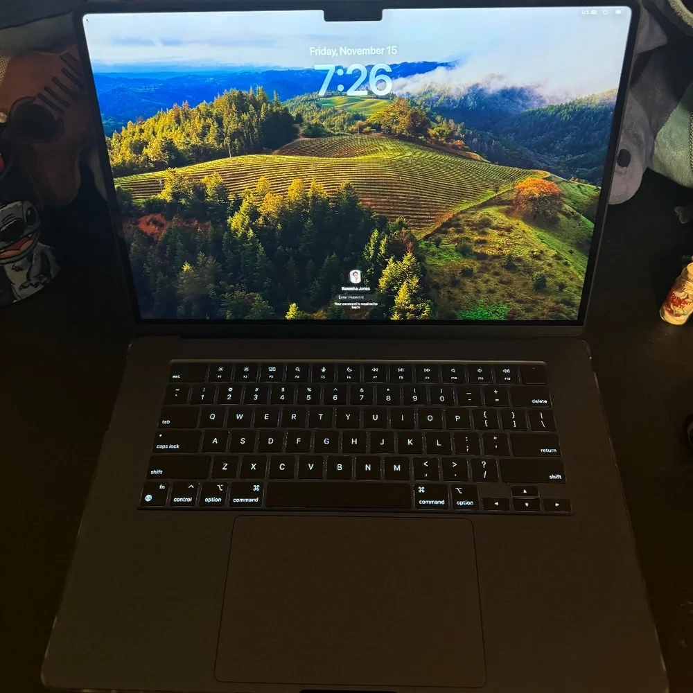 15 inch Apple MacBook Air